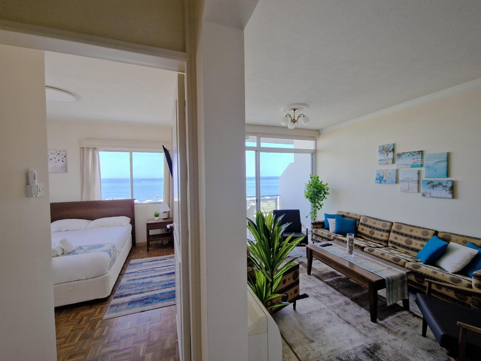 Makenzy Sandy Beachfront Paradise 拉纳卡 外观 照片